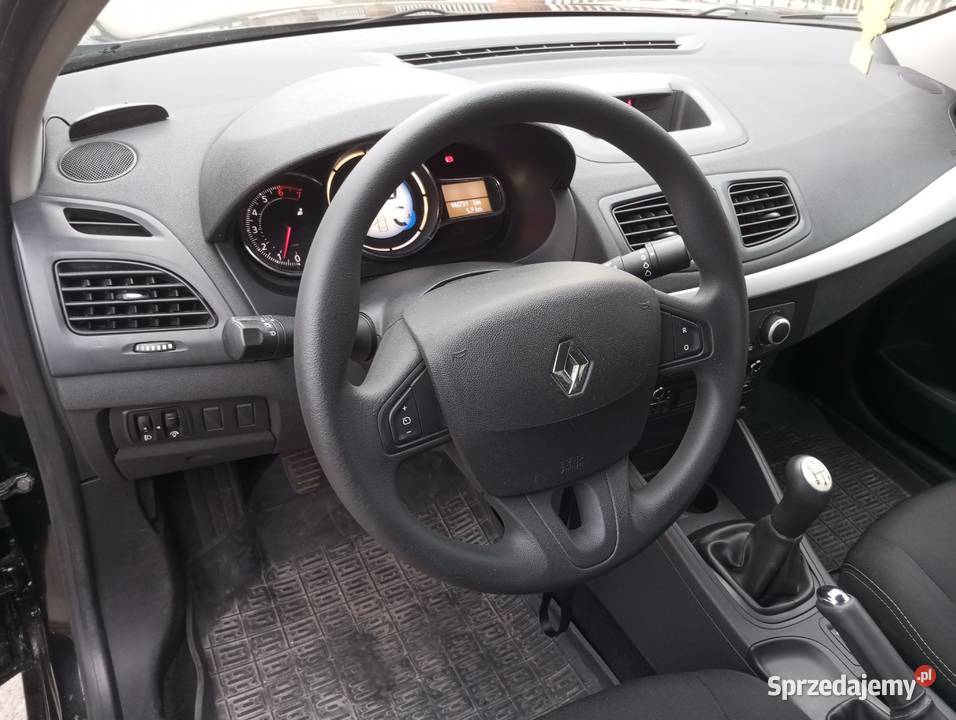 Renault Fluence 16 110
