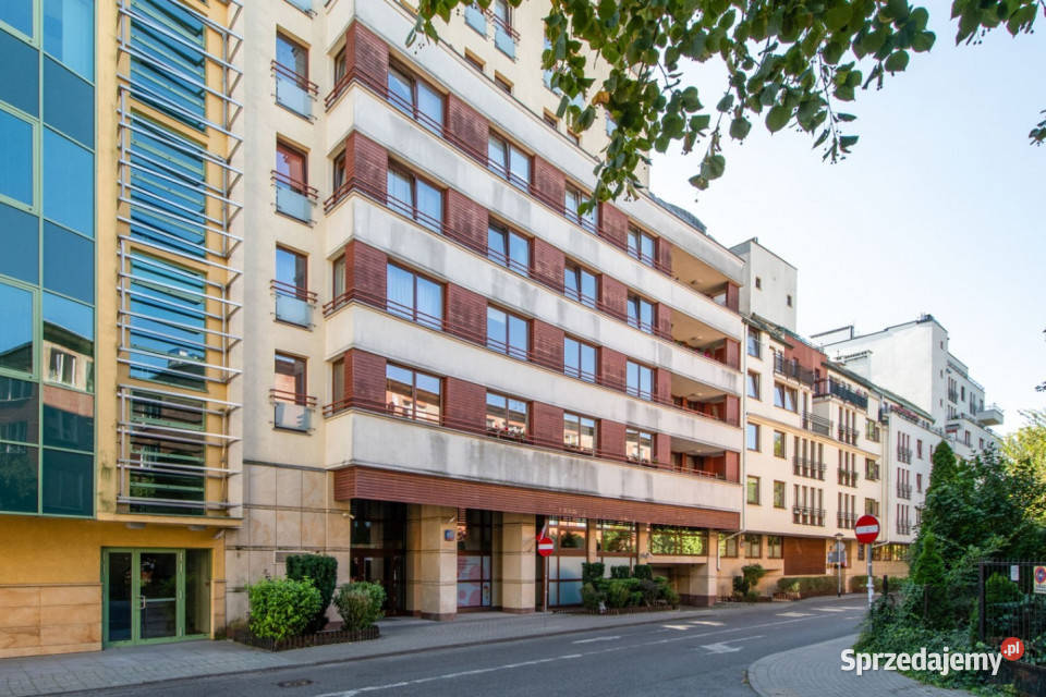 3 pokoje 106 m Mokotów Garaż Nieruchomości