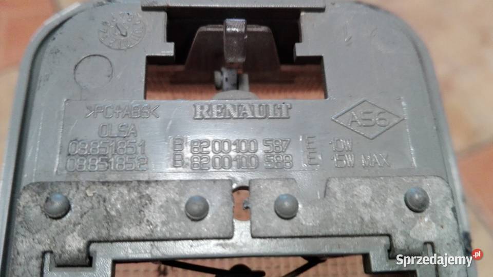 LAMPKA OŚWIETLENIE KABINY TRAFIC 8200100587E świętokrzyskie Kiełczyna