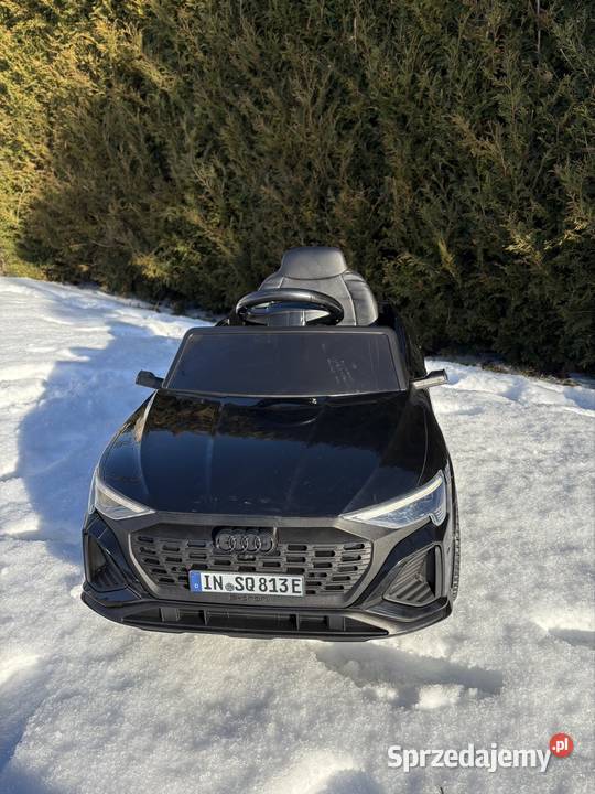 Auto elektryczne Audi SQ8 na akumulator nowy Rowerki i pojazdy świętokrzyskie Grabownica