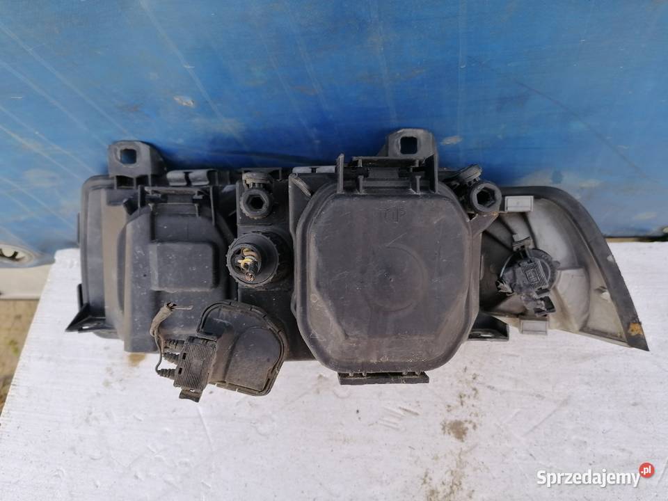 Lampa Prawa Przód BMW E36 Wisznice sprzedam
