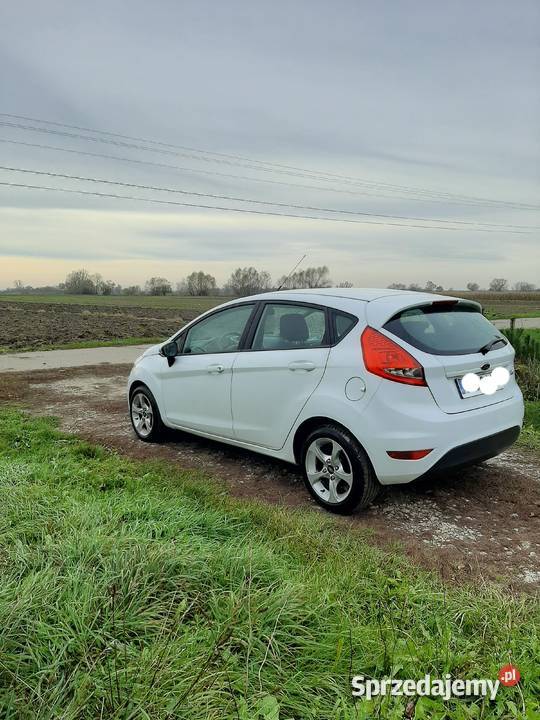 Sprzedam Fieste MK 7 2012r mały przebieg 1400cm3 świętokrzyskie