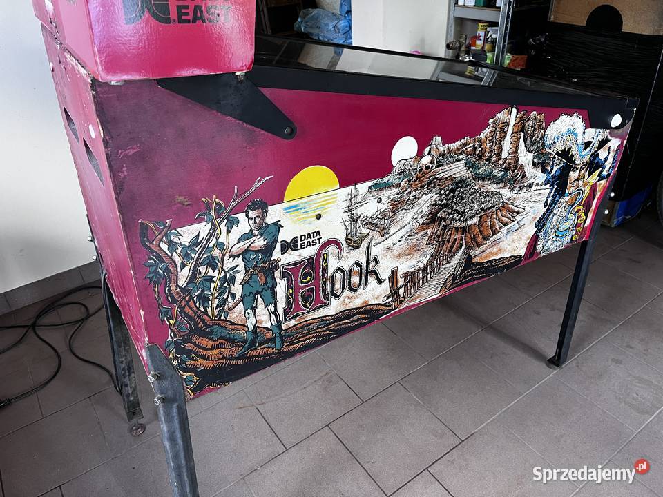 Flipper Fliper Hook automat serwisie na ledach w