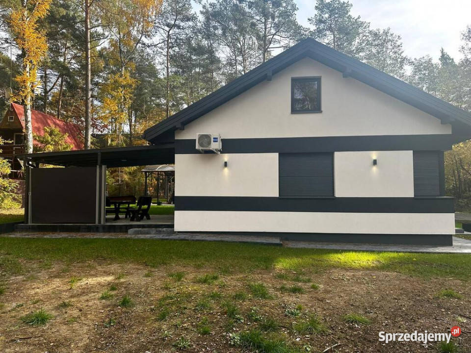 Dom pod lasem rodziny Włodzimierzów mieszkalny