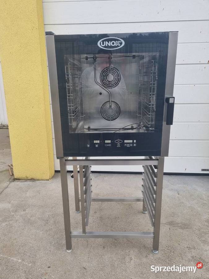 Piec konwekcyjno parowy podstawa Unox 7 GN Zielona Góra