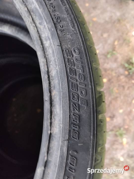 BMW opony 19 22530 przód i 25530 tył sprzedam