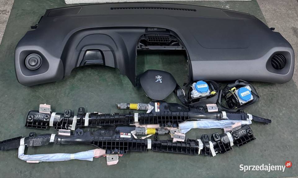 Deska rozdzielcza Peugeot 108 Grabów nad Prosną