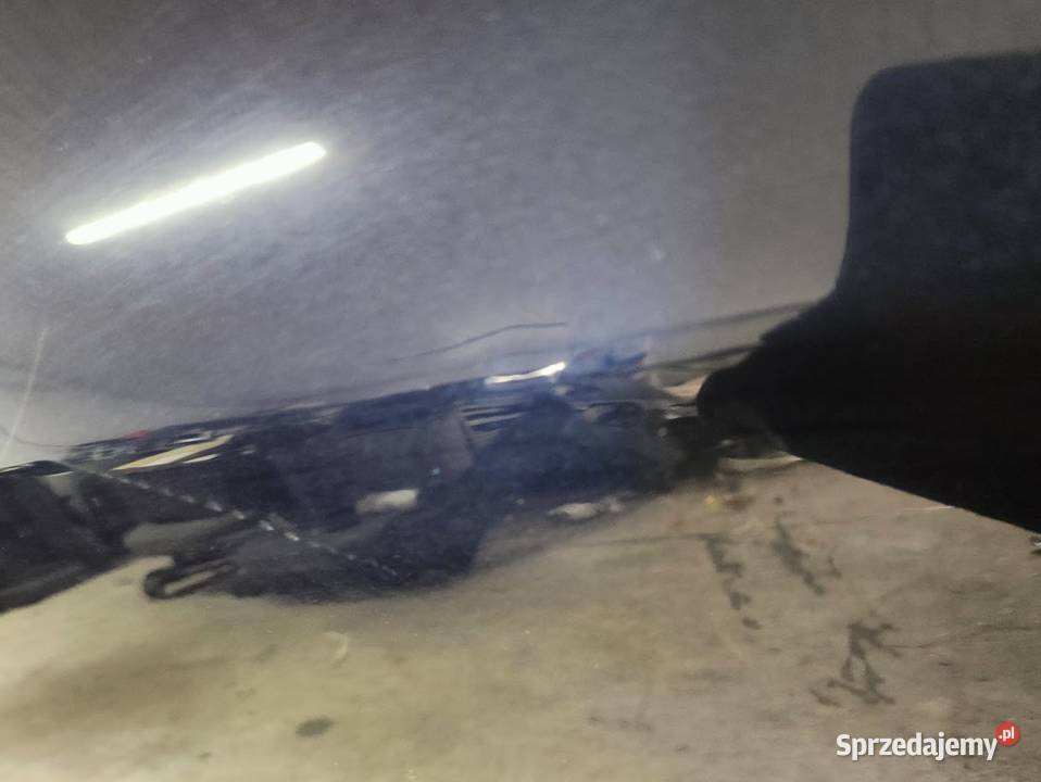 Drzwi Prawy Przód Chrysler 300C 0510 osobowe