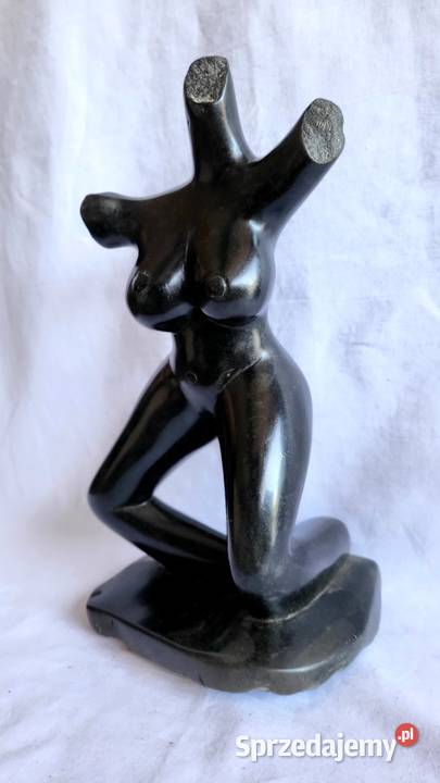 Tors kobieta rzeźba z kamienia Lębork sprzedam