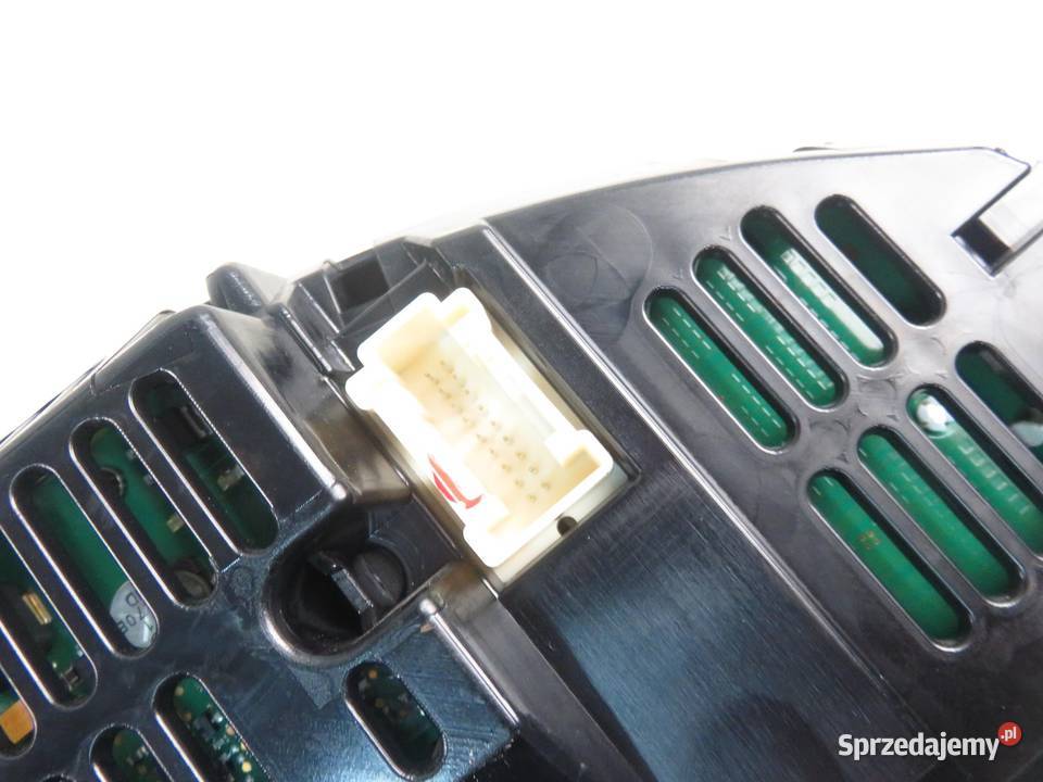 LICZNIK MERCEDES 204 C 220 CDI 2044400111 Liczniki i zegary małopolskie sprzedam