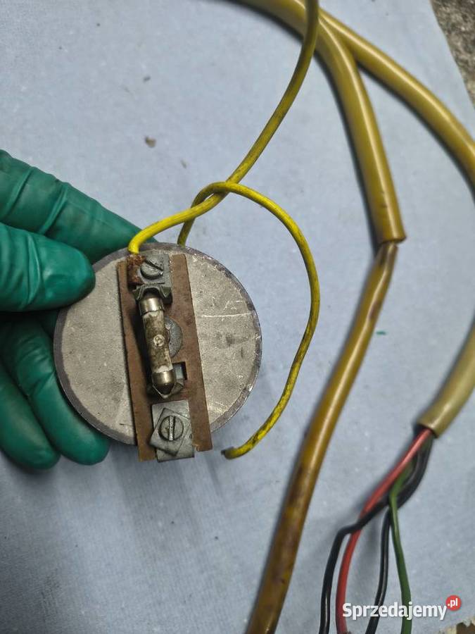 Bezpiecznik instalacja WSK wfm Rzeszów