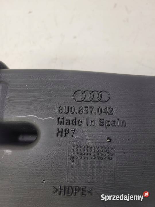 KANAŁ POWIETRZNY TUNELU AUDI Q3 8U0857042 osobowe Przystajń