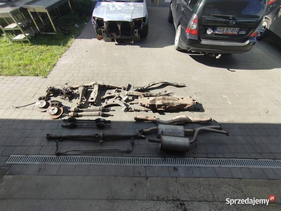 Różne części Subaru Forester SG 20 158 Pruszcz Gdański sprzedam