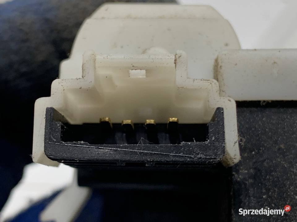 ZAMEK KLAPY TYŁ RENAULT CLIO III Hatchback osobowe