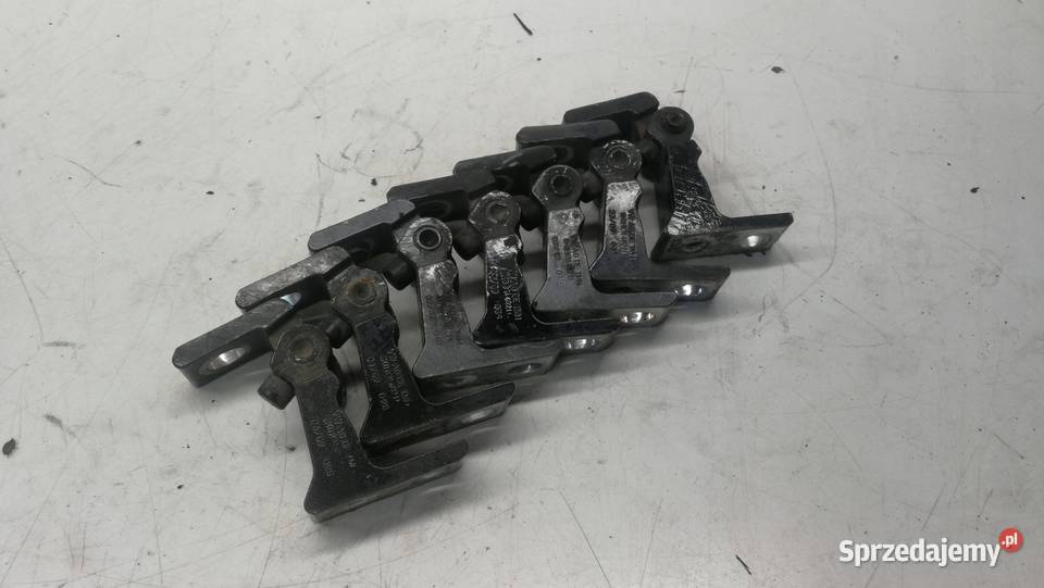 ZAWIAS DRZWI PRAWY AUDI A4 B8 A5 8T Q5