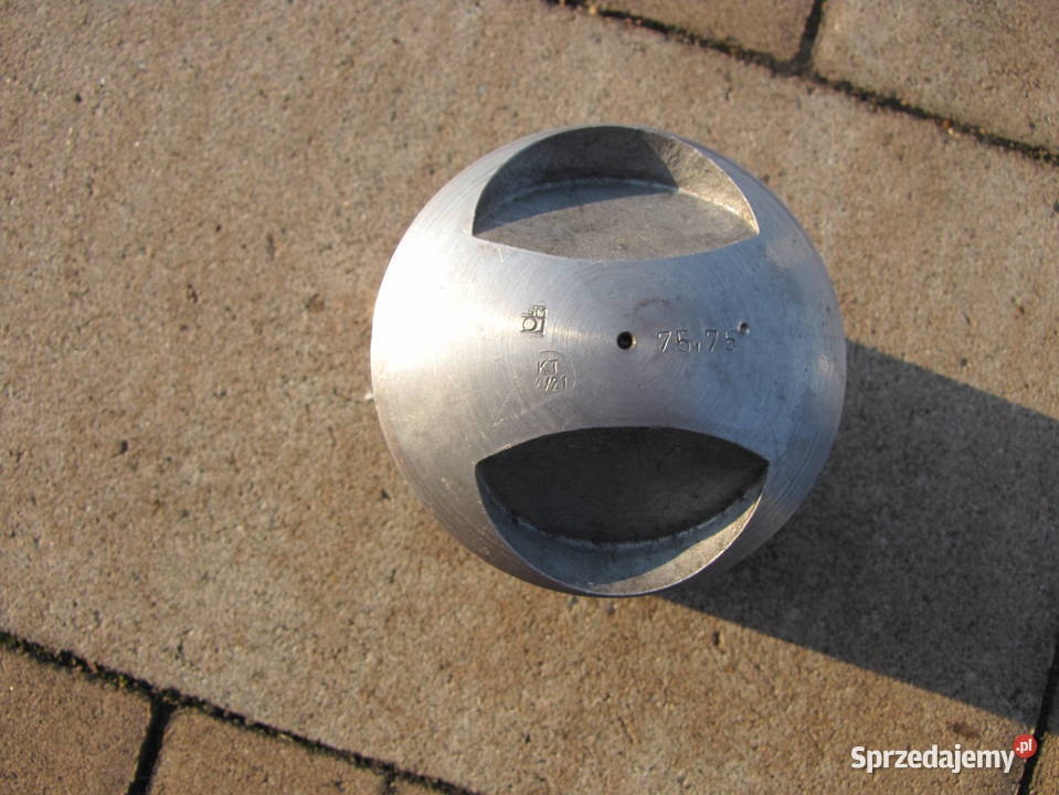 Cylinder Junak M10 tłok FSO oryginalny Rzepin Drugi