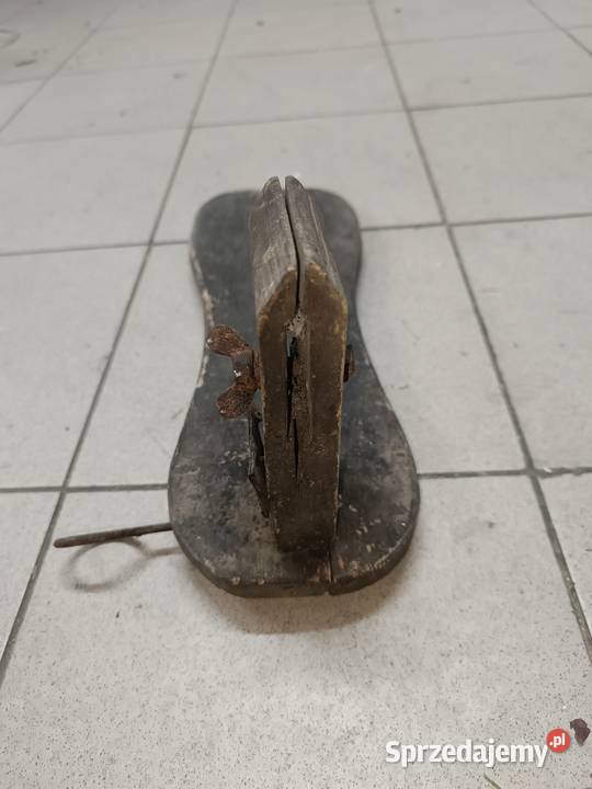 Zabytkowy koń przyrząd do szycia lejc uchwyt