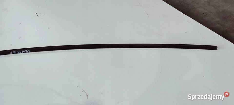 LISTWA MAT LEWA KAROSERYJN AUDI Q5 8R 8R0853703 Przystajń
