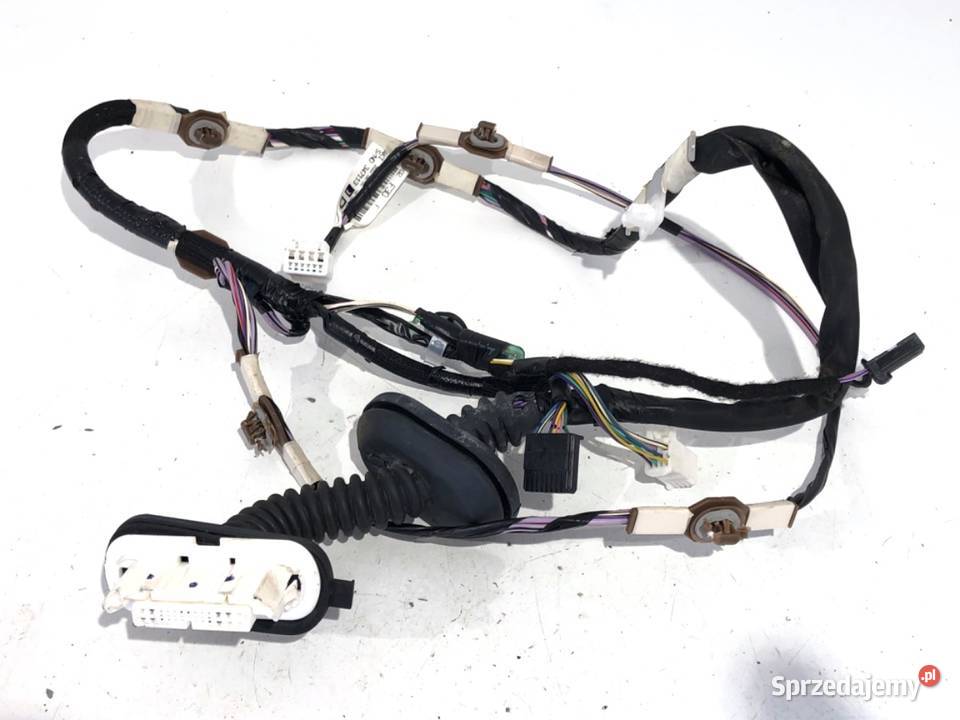 WIĄZKA DRZWI TYŁ PRAWY TOYOTA COROLLA E21 15 125 osobowe podkarpackie