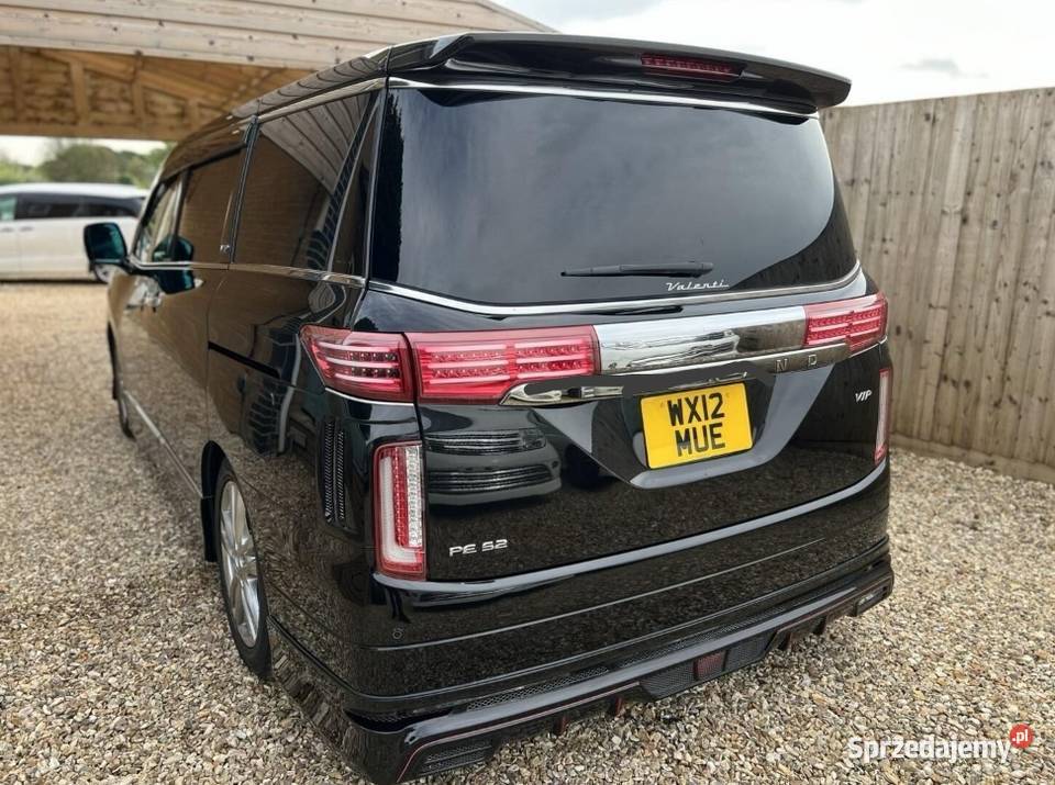 Nissan 2014 8osob 35benzyna 300 mały przebieg Kraków