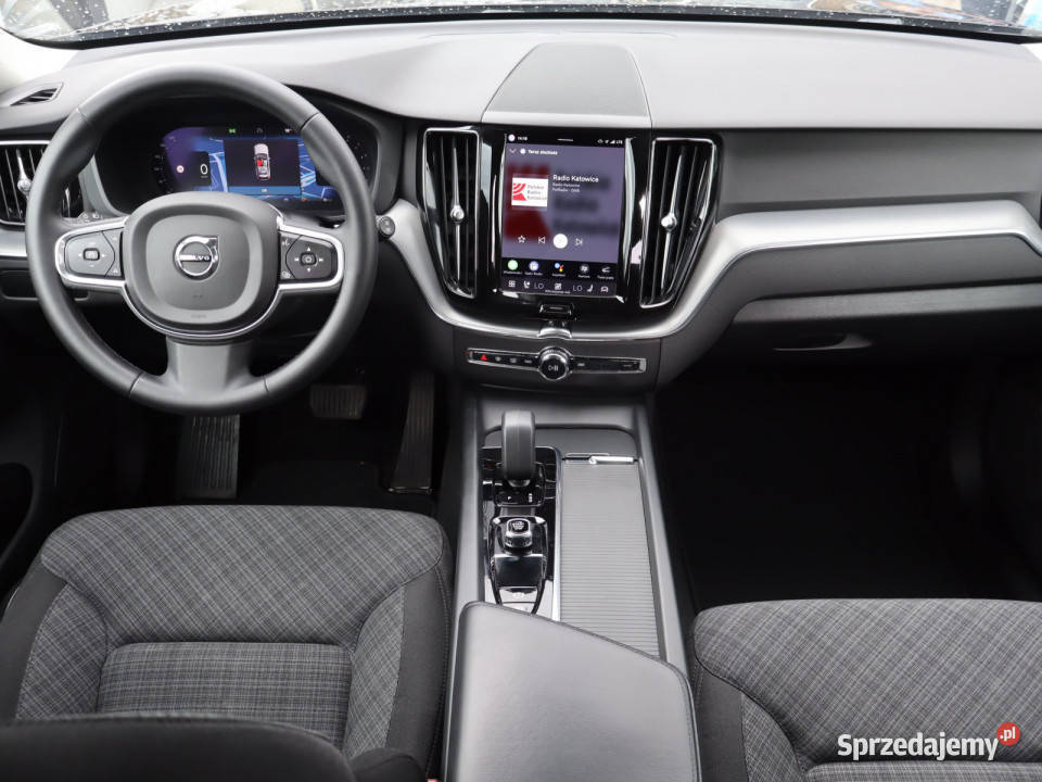 Volvo XC60 B4 AWD kamera cofania Samochody osobowe Katowice