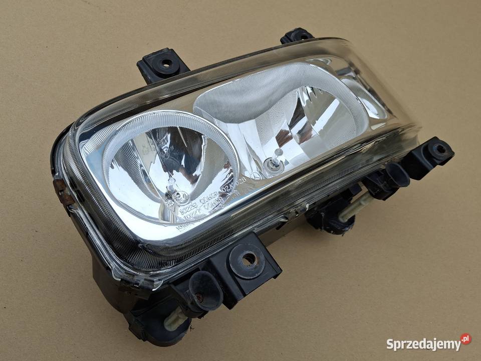 MERCEDES ATEGO REFLEKTOR LEWY ORYGINAŁ LAMPA ciężarowe Bieleń sprzedam
