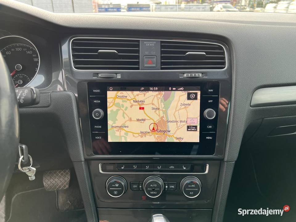 Golf kombi VIIDSG 16TDI klimanaviniski Volkswagen Tymowa