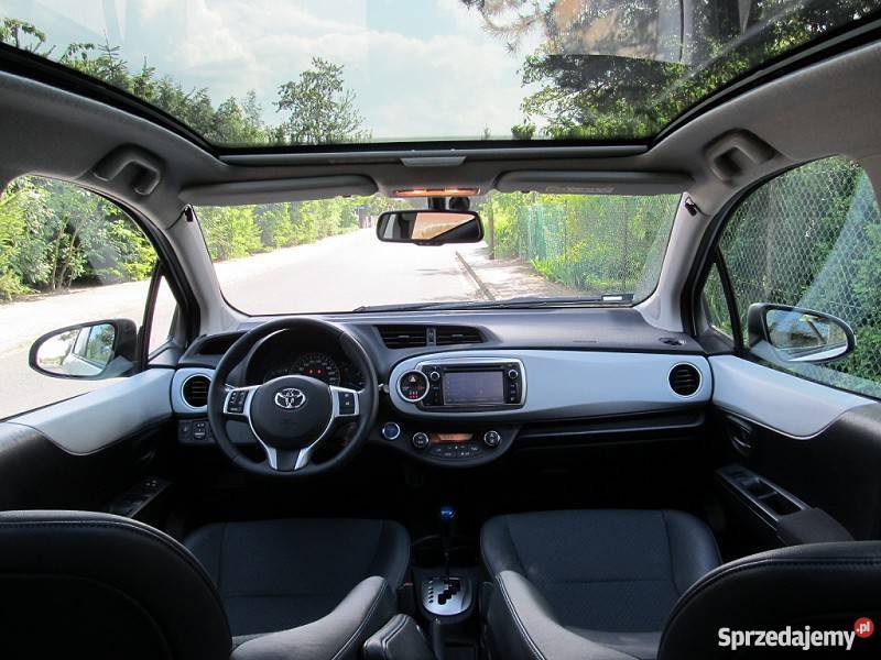 Sprzedam nieuszkodzony Toyota Yaris III 2014 Leszno