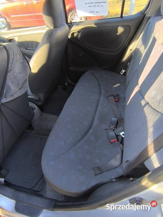 Do sprzedania Toyota Yaris 2003 r benzyna poj998 dolnośląskie Wrocław sprzedam