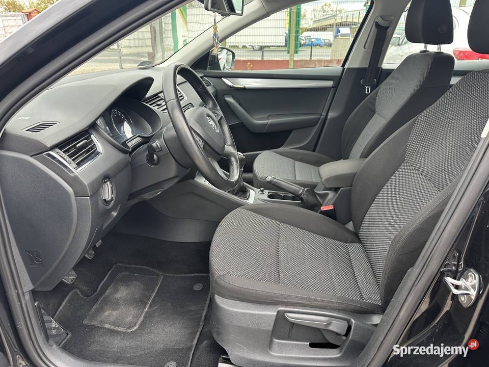 koda Octavia 18TSI 180 Manual Xenon Kamera ESP Octavia Warszawa