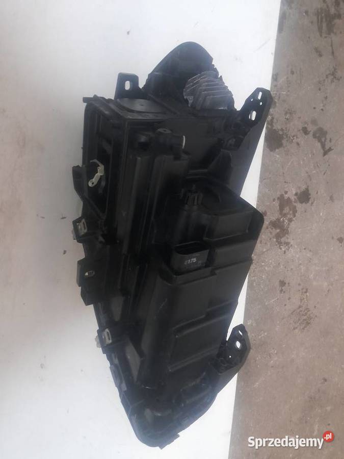 MERCEDES B KLASA W246 LAMPA LEWA PRZÓD PRZEDNIA lampy przednie łódzkie Raczyn