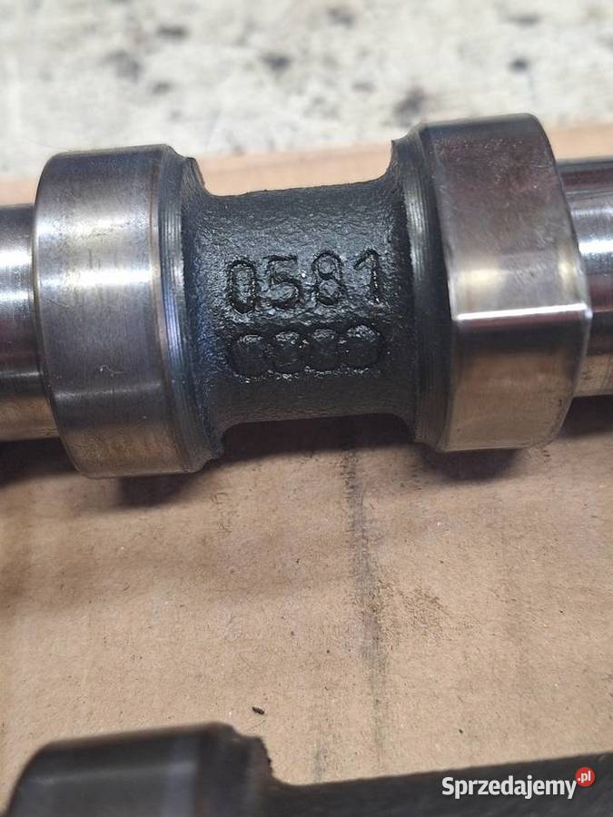 Wałki rozrządu audi a4b7 18t bfb Rok produkcji 2005 Dobruchna