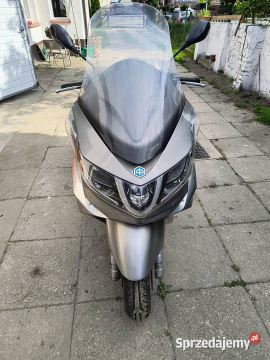 piaggio X10 poj 350 z 2012r Piaggio Nysa