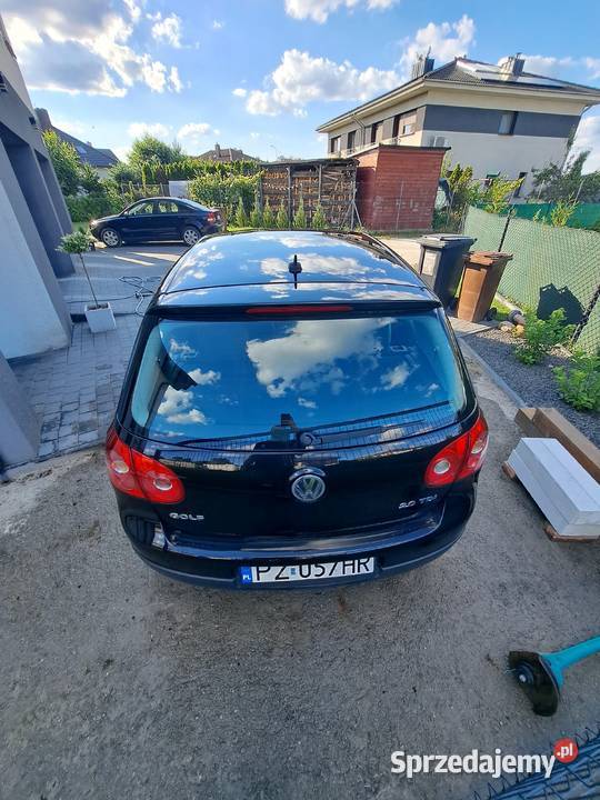 Golf V 20 Tdi 2006 r czarny Golf Tanibórz