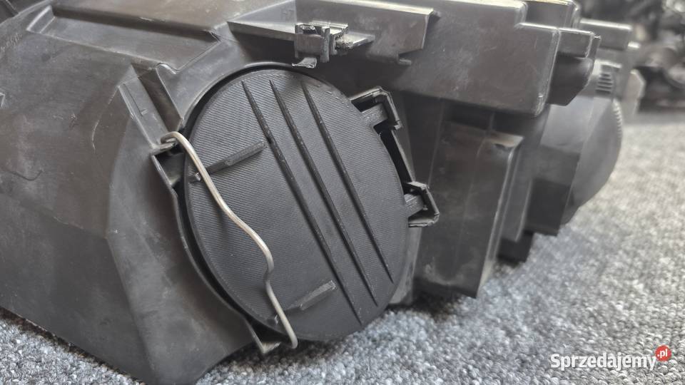 Dekiel zaślepka pokrywa lampy Audi A4 B7 halogen Kielcza