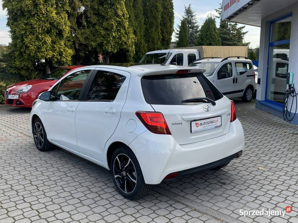 Toyota Yaris Rezerwacja III 20112019 Tarnowskie Góry