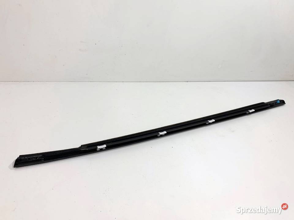 LISTWA ZGARNIAJĄCA TYŁ LEWY HYUNDAI KONA