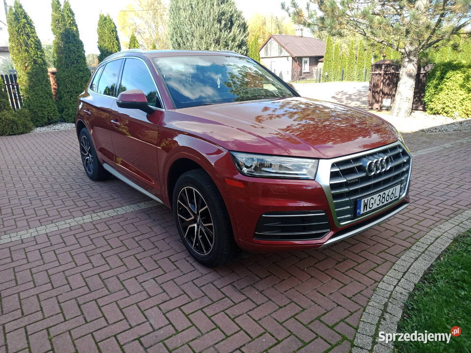 Audi Q5 45 Tfsi Quattro niski przebieg Miętne
