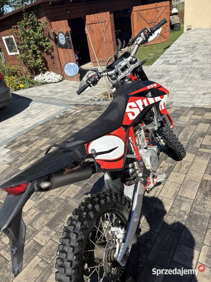 Swm rs300 2019r huska Redlino