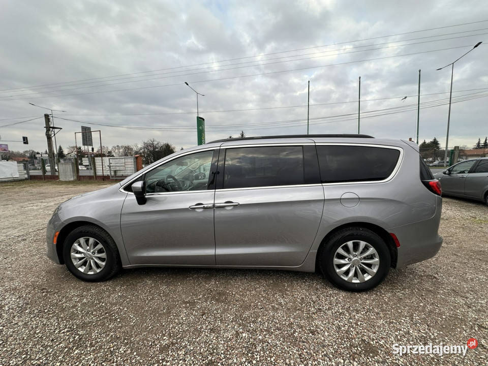 Chrysler Pacifica 36 benzynaAutomat8 tempomat