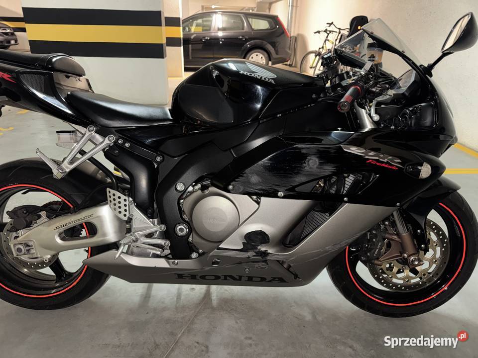 Honda CBR1000RR Straszyn