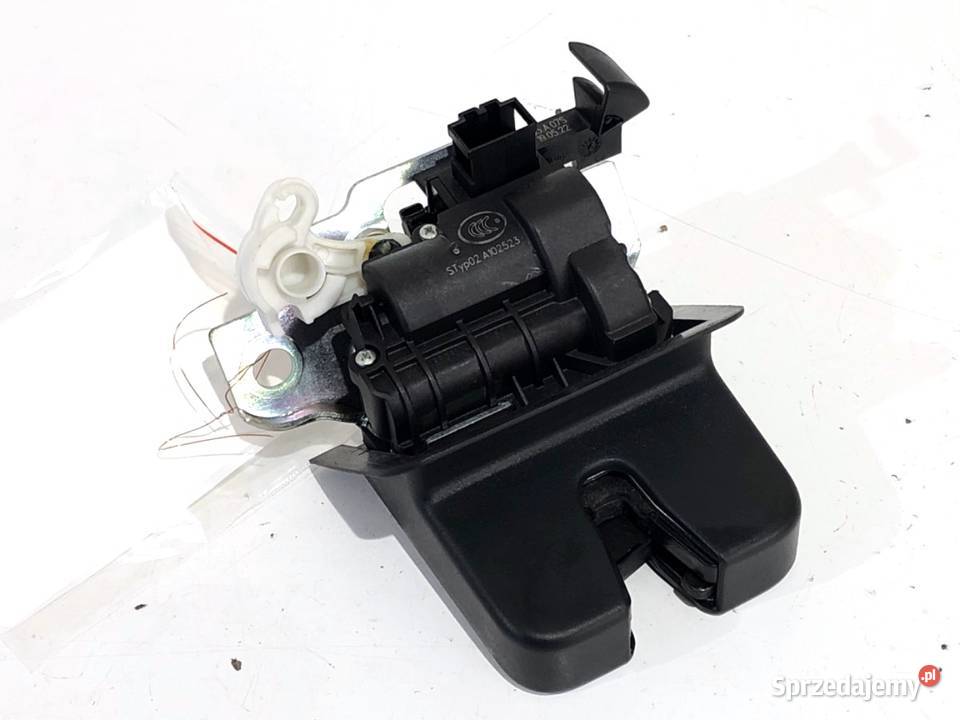 ZAMEK KLAPY TYŁ VW GOLF VIII Kombi 2GA827505A podkarpackie