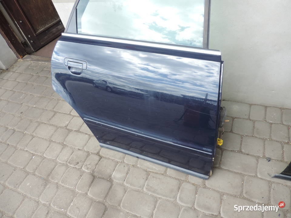 AUDI A4 B5 SEDAN DRZWI PRAWY TYŁ LY5K Drzwi Nowy Sącz