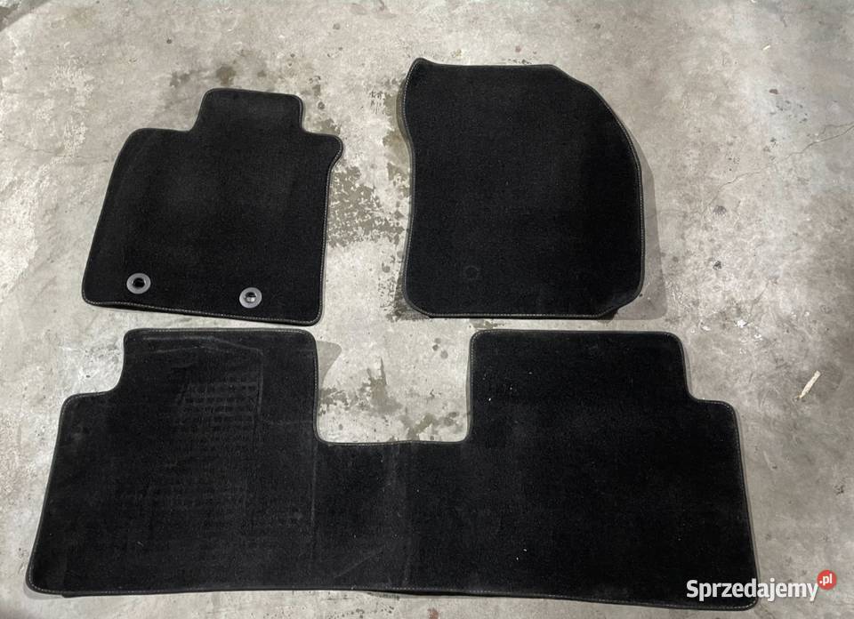 Dywaniki welurowe Toyota Avensis t27 t29 Nowe Lachowskie