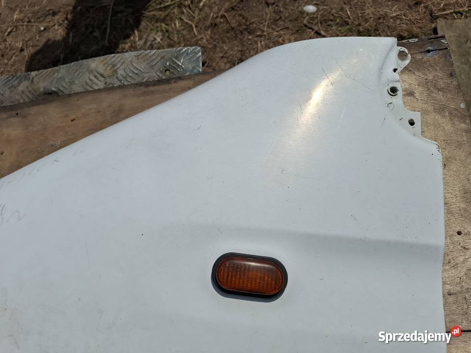 Błotnik Lewy Przód Renault Master 2 Motoryzacja