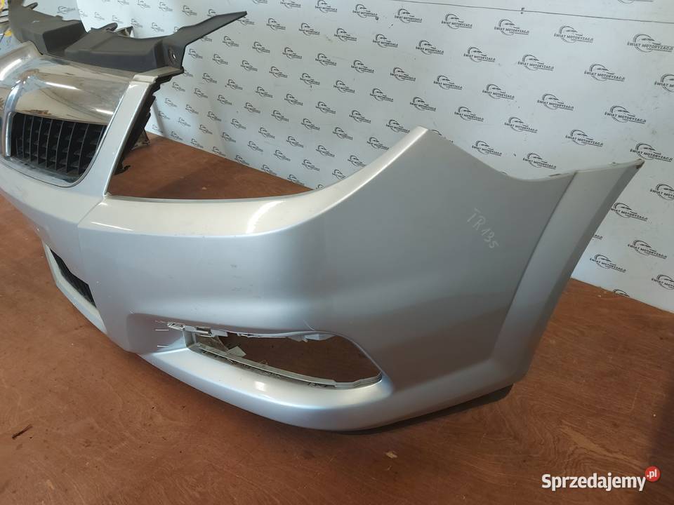 OPEL VECTRA C zderzak przód przedni 13182889 osobowe