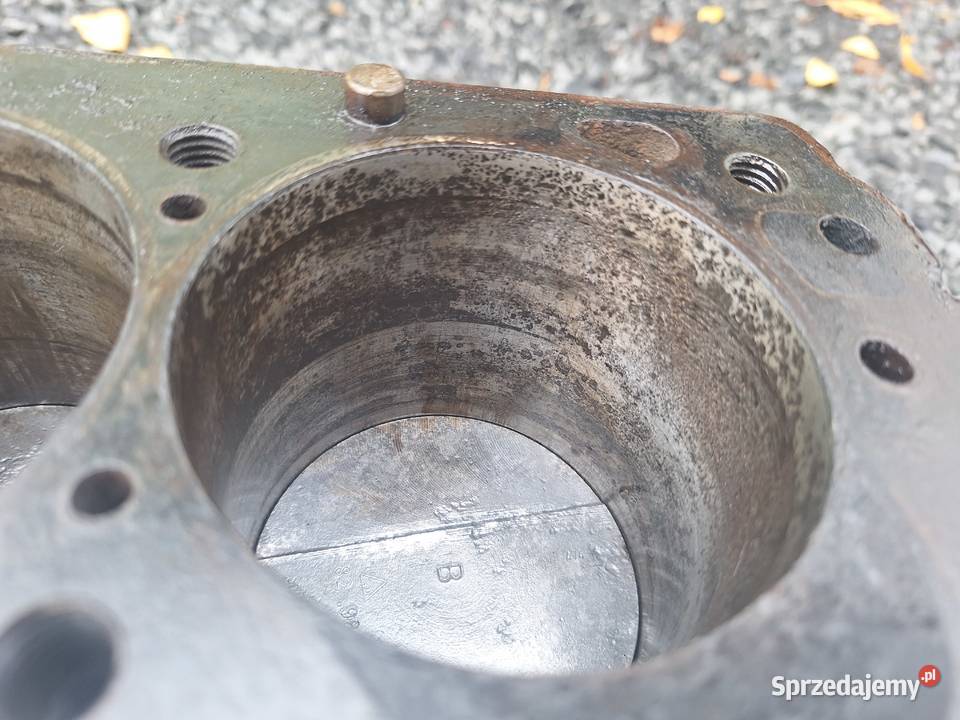 Mercedes W113 230SL Blok silnka m127981 tłoki Trzebnica