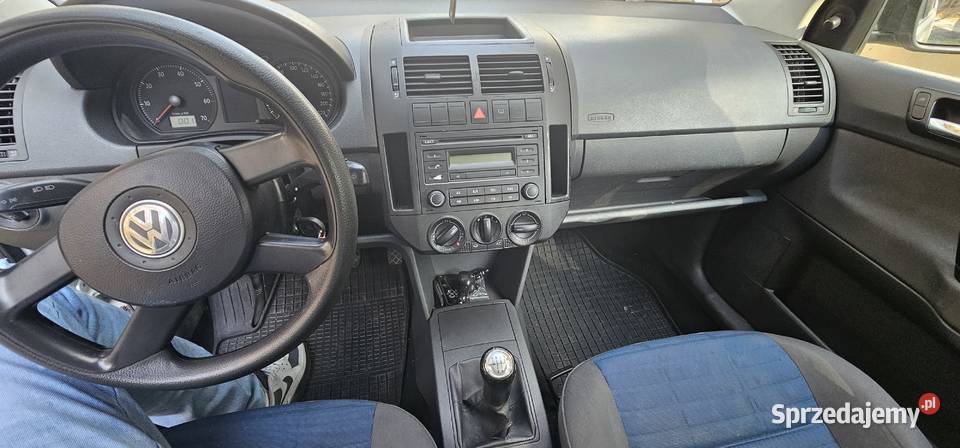 VOLKSWAGEN POLO benzyna