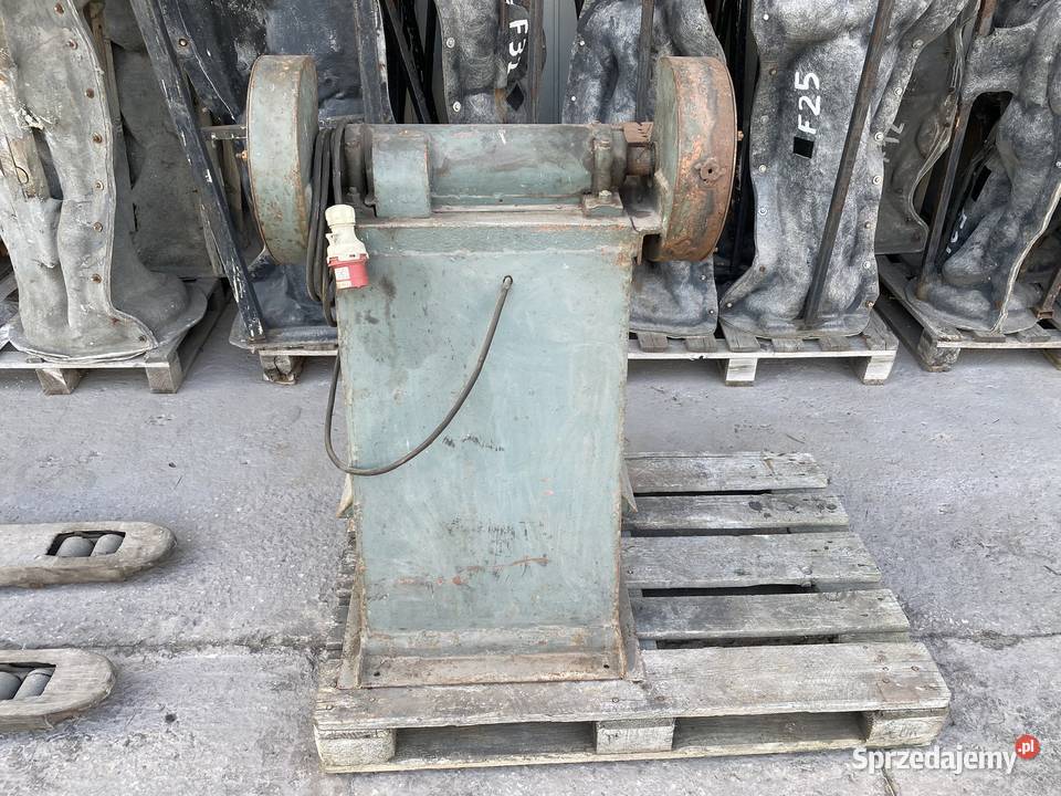 Zabytkowa szlifierka stacjonarna z PRL Produkcja Secemin