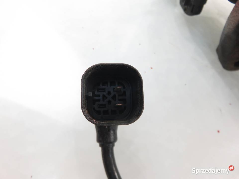 ZACISK LEWY TYŁ MERCEDES CLA coupe C117 Części samochodowe